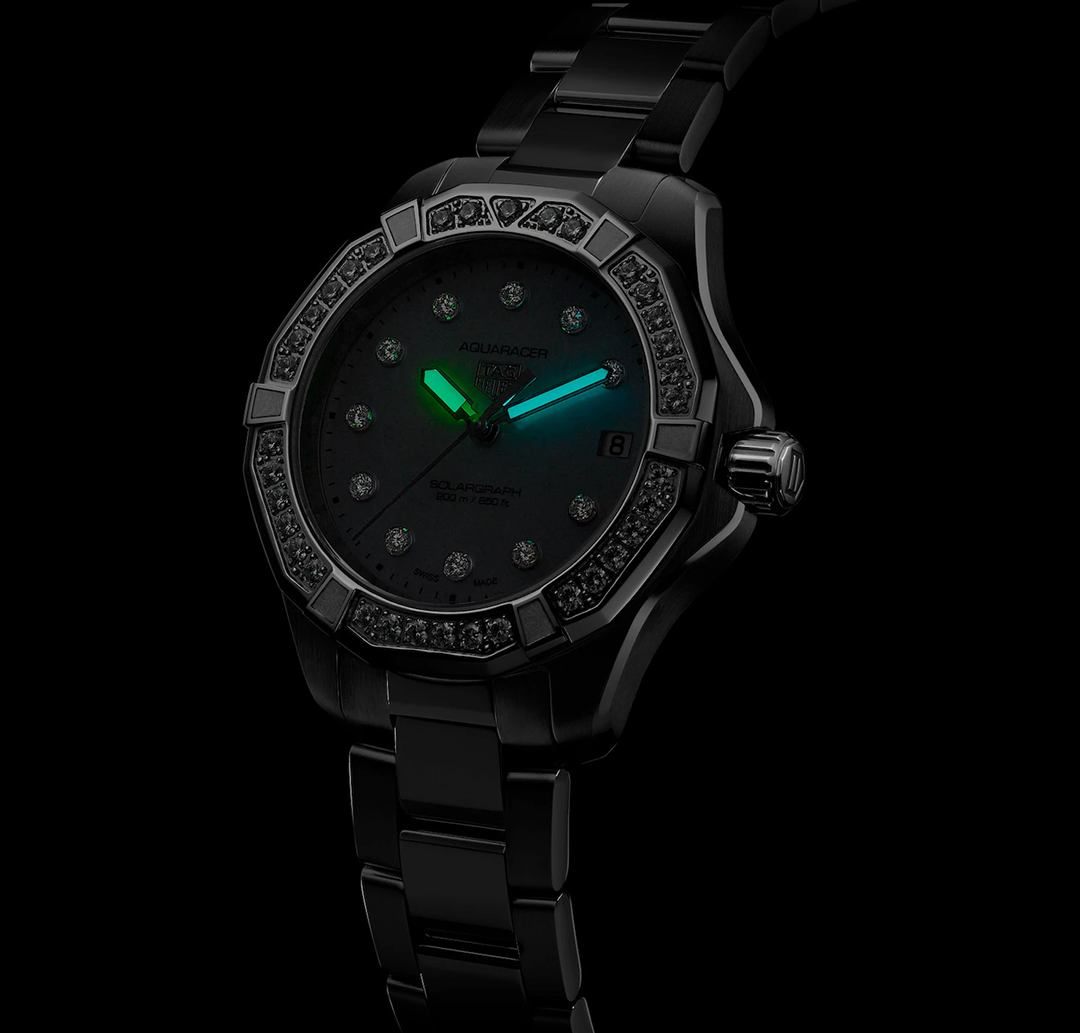 Glow-in-the-dark TAG Heuer Aquaracer Professional 200 Solargraph Watch